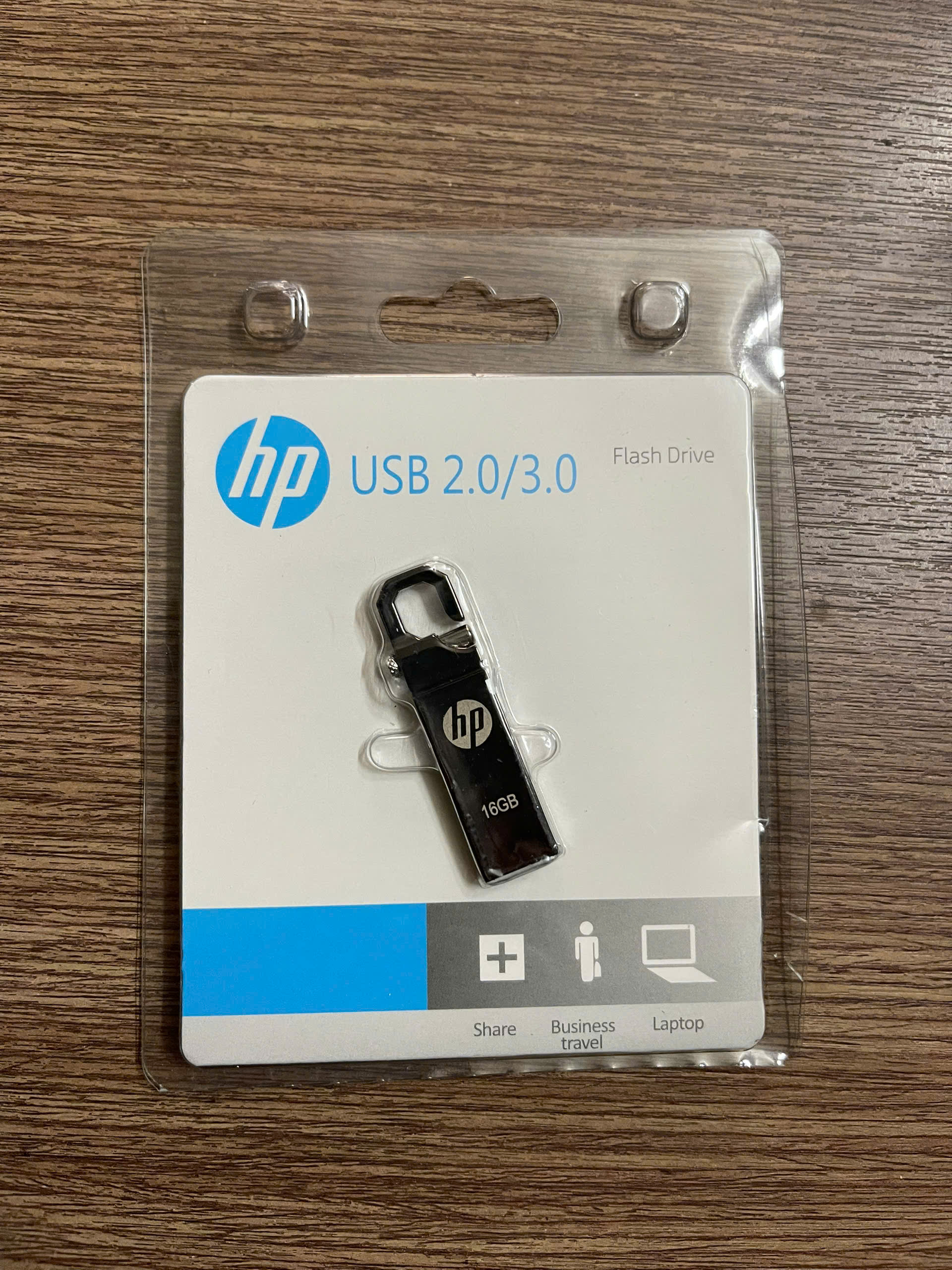 usb-16gb-hp-moc-khoa